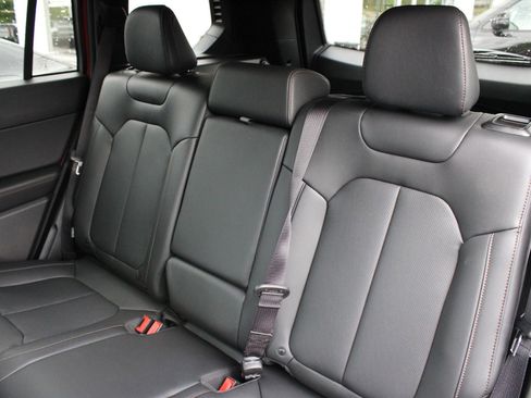 New 2026 Jeep Cherokee Limited AWD/4WD image 19