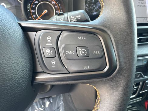 Certified 2024 Jeep Wrangler Unlimited Sport AWD/4WD image 28