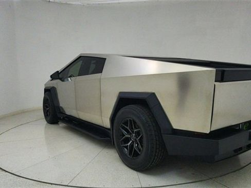 Used 2025 Tesla Cybertruck AWD Crew Cab image 64