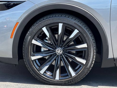Certified 2024 Toyota Crown Platinum AWD/4WD image 35