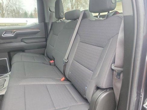 Used 2022 Chevrolet Silverado 1500 LT w/ Z71 Off-Road Package image 10