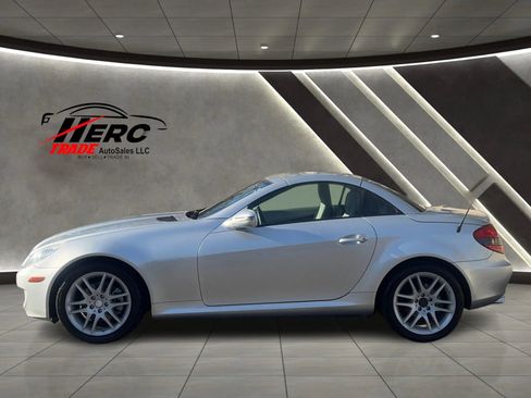 Used 2009 Mercedes-Benz SLK 300 image 14