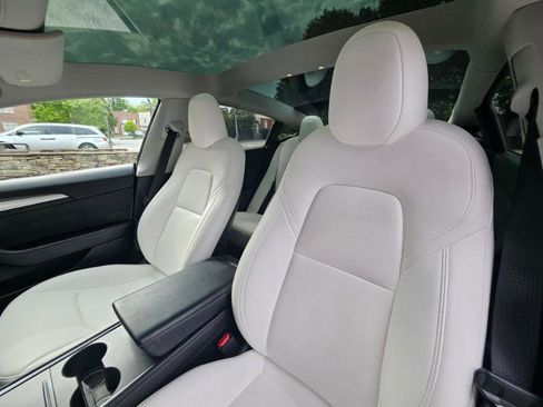Used 2023 Tesla Model 3 Standard Range RWD image 31