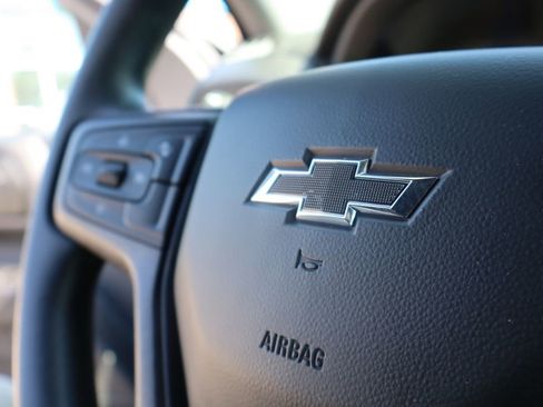 Used 2025 Chevrolet Silverado 1500 Custom Trail Boss w/ LPO, Dark Essentials Package image 27