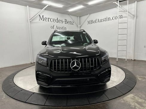 Used 2025 Mercedes-Benz GLB 35 AMG 4MATIC image 2