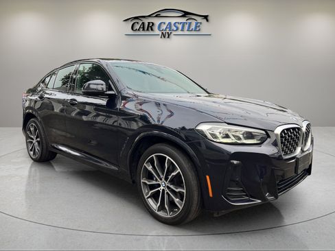 Used 2022 BMW X4 xDrive30i image 4
