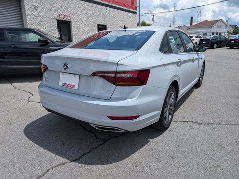Used 2019 Volkswagen Jetta R-Line FWD image 6