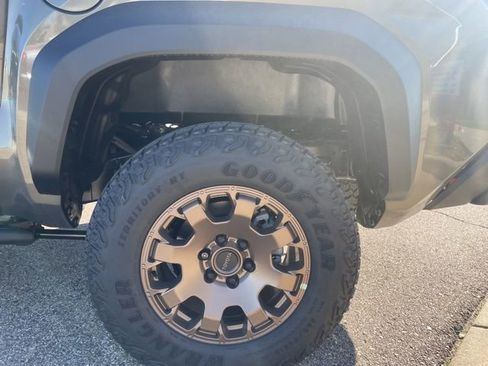 New 2026 Toyota Tacoma 4x4 Double Cab Hybrid image 12