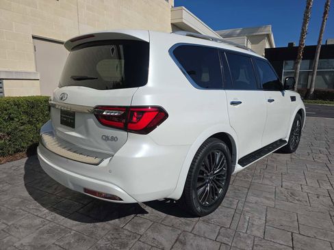 Certified 2024 INFINITI QX80 Premium Select w/ Cargo Package image 3