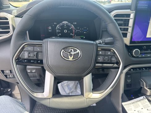 New 2026 Toyota Tundra Platinum AWD/4WD image 18