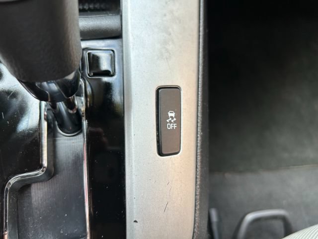 Used 2014 Chevrolet Cruze LS FWD image 18