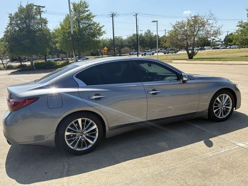 Used 2019 INFINITI Q50 Luxe w/ Essential Package (3.0T Luxe) RWD image 6