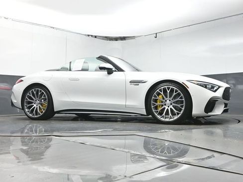 Used 2023 Mercedes-Benz SL 63 AMG 4MATIC image 27