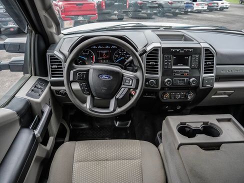 Used 2018 Ford F250 XLT w/ FX4 Off-Road Package AWD/4WD image 36