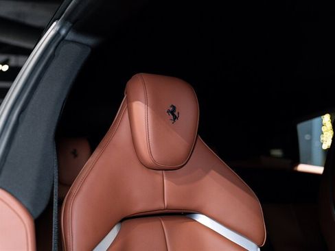 Used 2024 Ferrari Purosangue AWD/4WD image 10