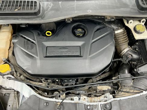 Used 2015 Ford Escape SE w/ Equipment Group 201A image 24