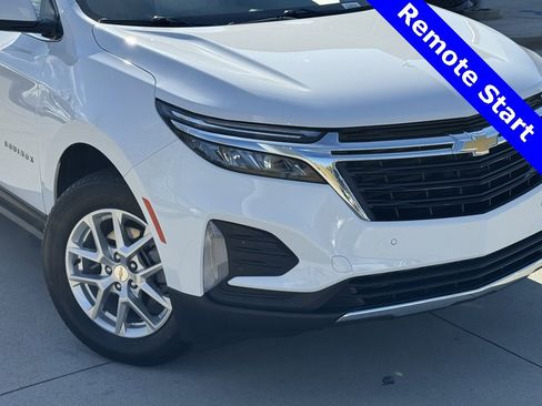 Used 2023 Chevrolet Equinox LT w/ Driver Convenience Package image 5