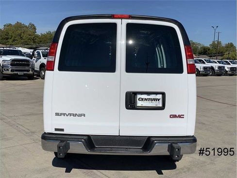 Used 2023 GMC Savana 2500 w/ Driver Convenience Package image 7