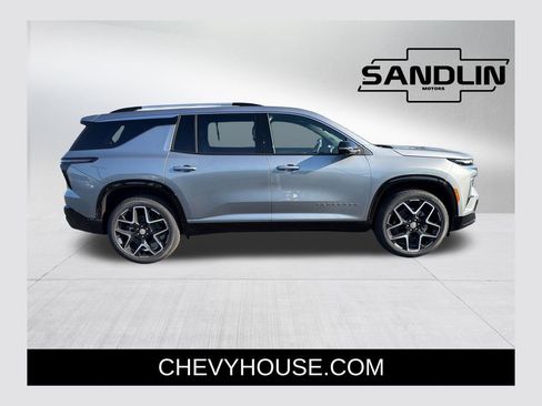 New 2026 Chevrolet Traverse High Country w/ LPO, Floor Liner Package image 1