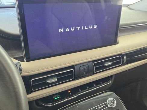 Used 2023 Lincoln Nautilus Reserve w/ Equipment Group 201A image 25