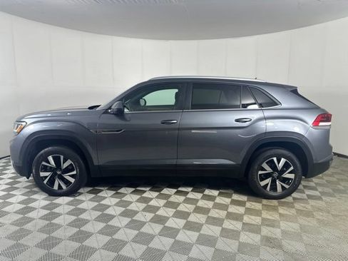 Used 2022 Volkswagen Atlas Cross Sport SE AWD/4WD image 4