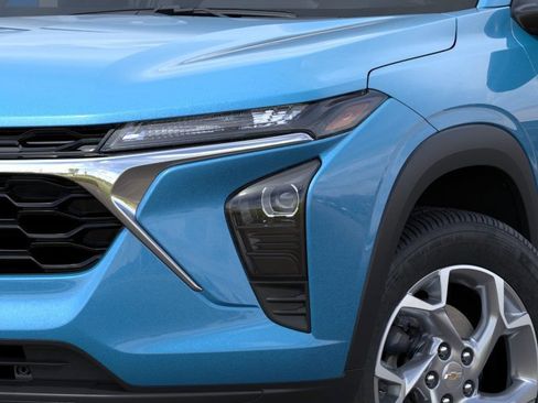 New 2026 Chevrolet Trax LS w/ LS Convenience Package FWD image 10