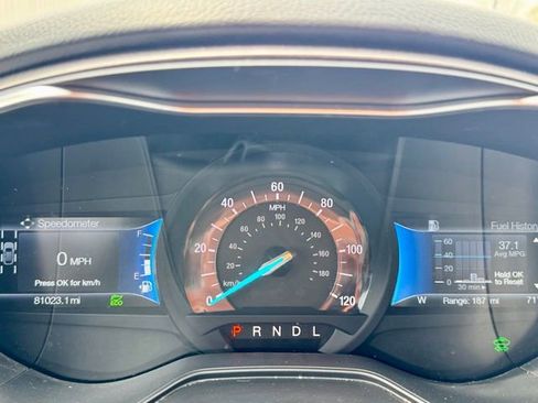 Used 2020 Ford Fusion SE image 20