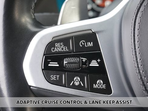 Used 2022 BMW X6 M50i w/ Executive Package image 6