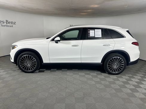 Certified 2026 Mercedes-Benz GLC 300 4MATIC image 4