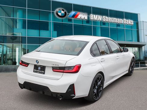 New 2026 BMW 330i Sedan w/ M Sport Package image 4