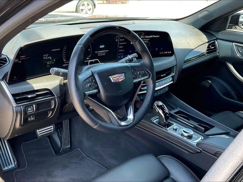 Used 2025 Cadillac CT5 Sport RWD image 17