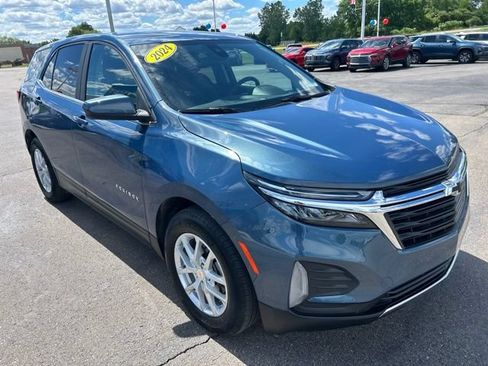 Used 2024 Chevrolet Equinox LT w/ LPO, Floor Liner Package FWD image 3