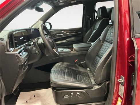 Certified 2023 Cadillac Escalade ESV Sport Platinum w/ LPO, ONYX Package image 7