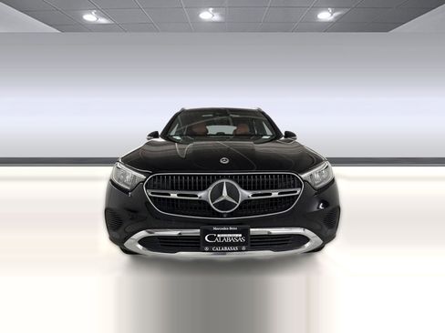 Used 2023 Mercedes-Benz GLC 300 image 6