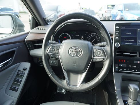 Used 2021 Toyota Avalon XLE image 14