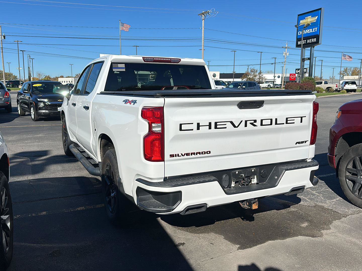 Used 2021 Chevrolet Silverado 1500 RST w/ Redline Edition AWD/4WD image 5
