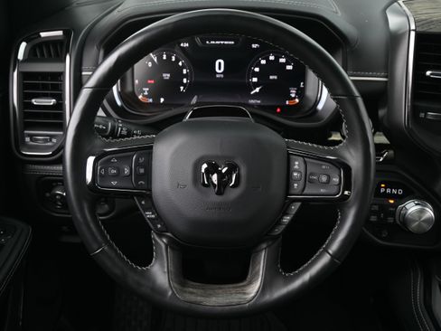 Used 2025 RAM 1500 Limited AWD/4WD image 17