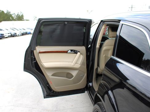 Used 2013 Audi Q7 TDI Prestige w/ Prestige Pkg image 36