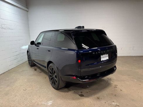 Used 2023 Land Rover Range Rover SE image 9