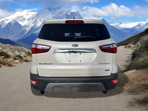 Used 2018 Ford EcoSport Titanium image 4