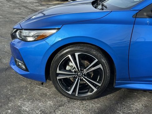 Certified 2022 Nissan Sentra SR w/ Trunk Package image 7