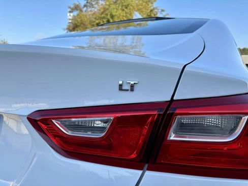 Used 2023 Chevrolet Malibu LT image 22
