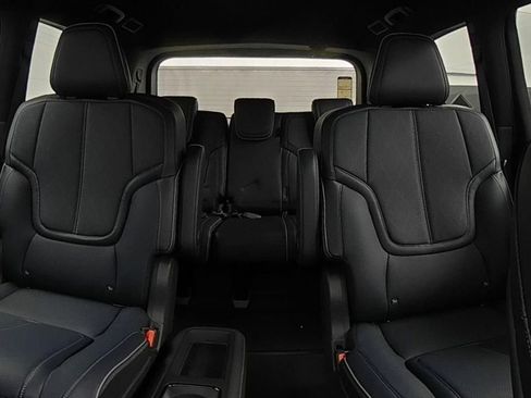 New 2026 INFINITI QX80 4WD w/ Sport Exterior Package image 24