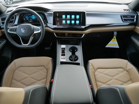 New 2026 Volkswagen Atlas Cross Sport SE image 9