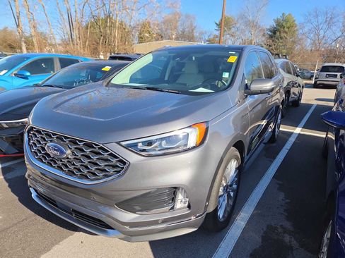 Used 2024 Ford Edge Titanium w/ Titanium Elite Package image 6