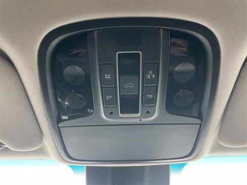 Used 2020 Kia Sorento EX image 18