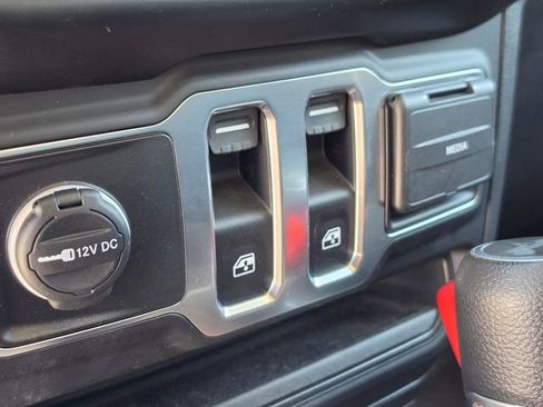 Certified 2023 Jeep Wrangler Sport AWD/4WD image 20