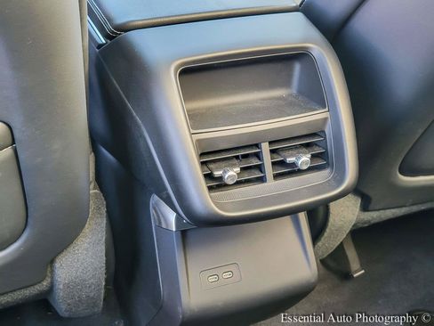 Used 2024 Cadillac Lyriq Tech w/ LPO, Floor Liner Package AWD/4WD image 11