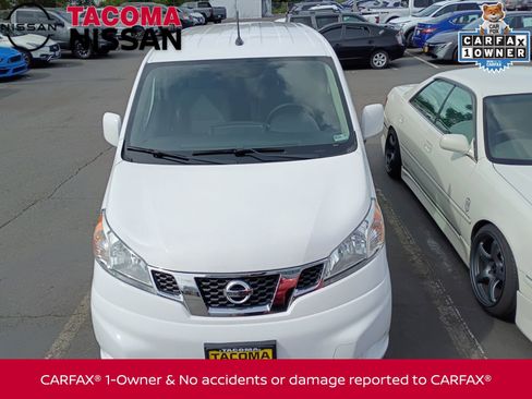 Used 2019 Nissan NV200 SV w/ Navigation Package FWD image 2