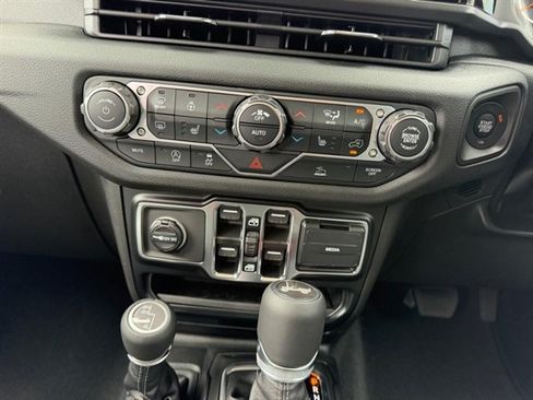 New 2026 Jeep Wrangler Unlimited Sport AWD/4WD image 14